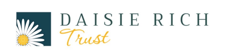 Daisie Rich Logo